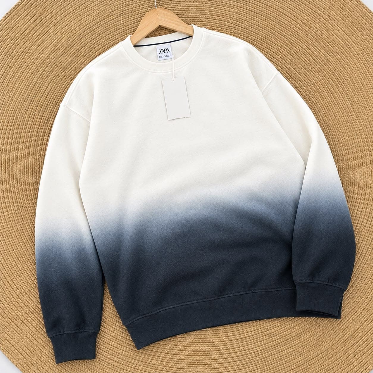 ZARA Men's Ombre Gradient Crewneck Sweatshirt - Off-White & Charcoal Grey / Slate Navy